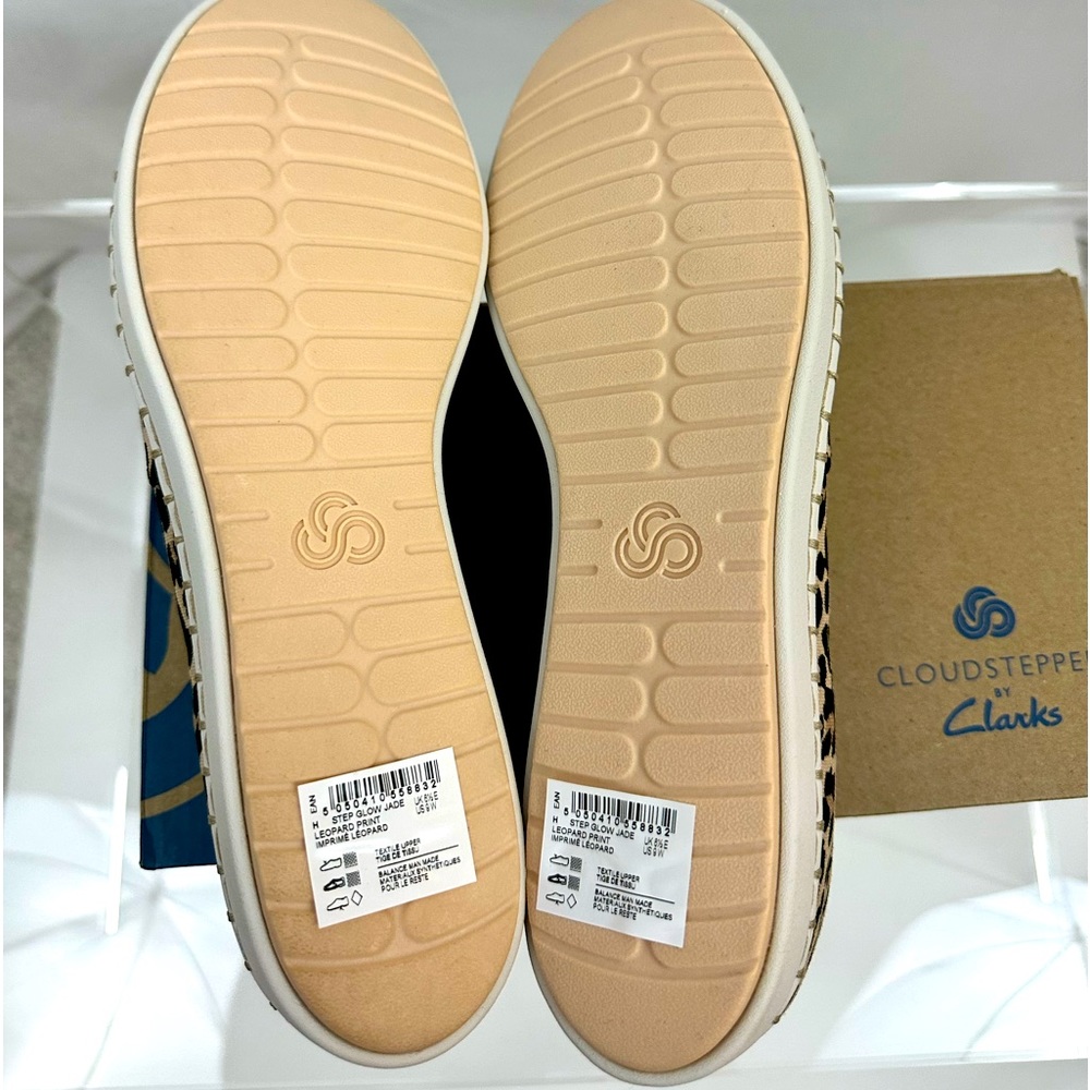 Clarks Cloudstepper Women's Step Glow Jade Loafer Flat, Leopard Print 9W - Picture 8 of 11